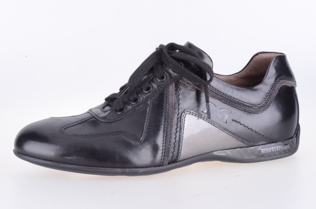 SCARPA NERO GIARDINI A201370U