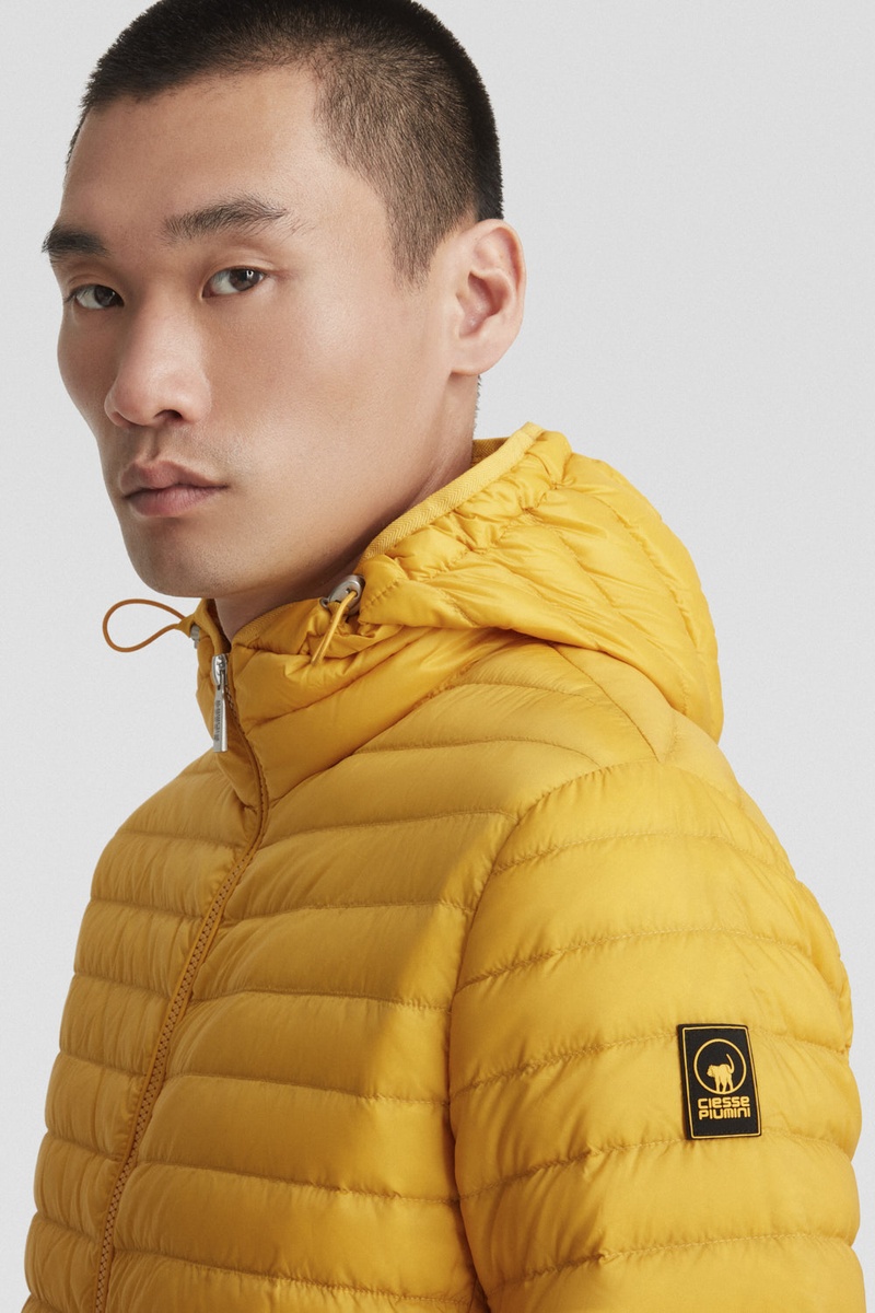 CIESSE PIUMINI Larry Piumino leggero giallo con cappuccio da